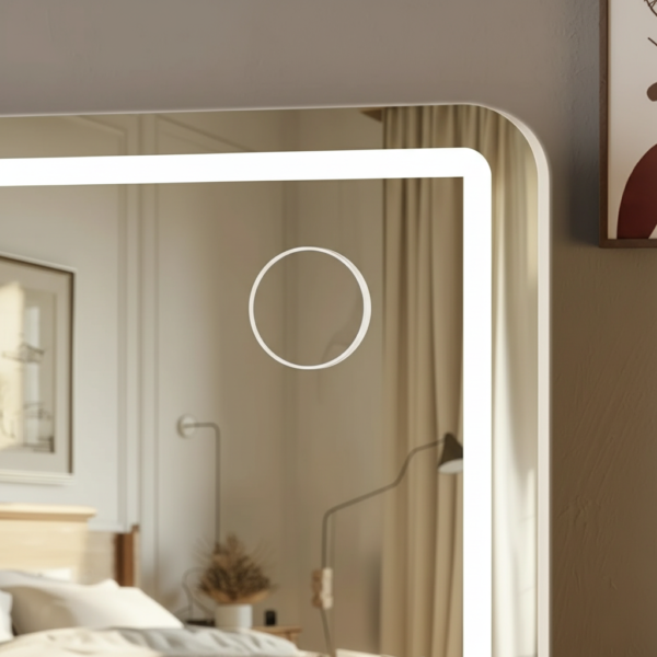 Détail cadre LED et miroir grossissant 10x du miroir Hollywood